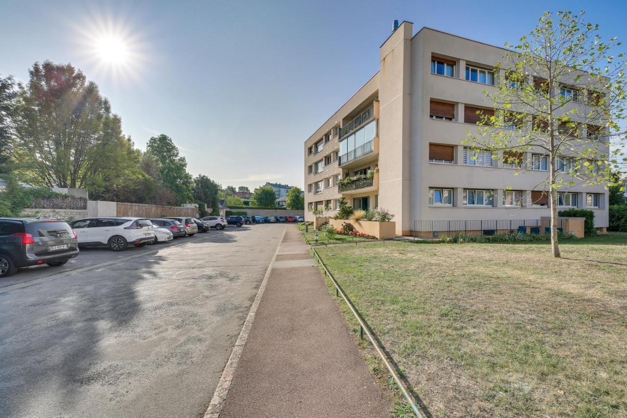 Apartament Chic Apart Versailles Castle Le Chesnay  Zewnętrze zdjęcie